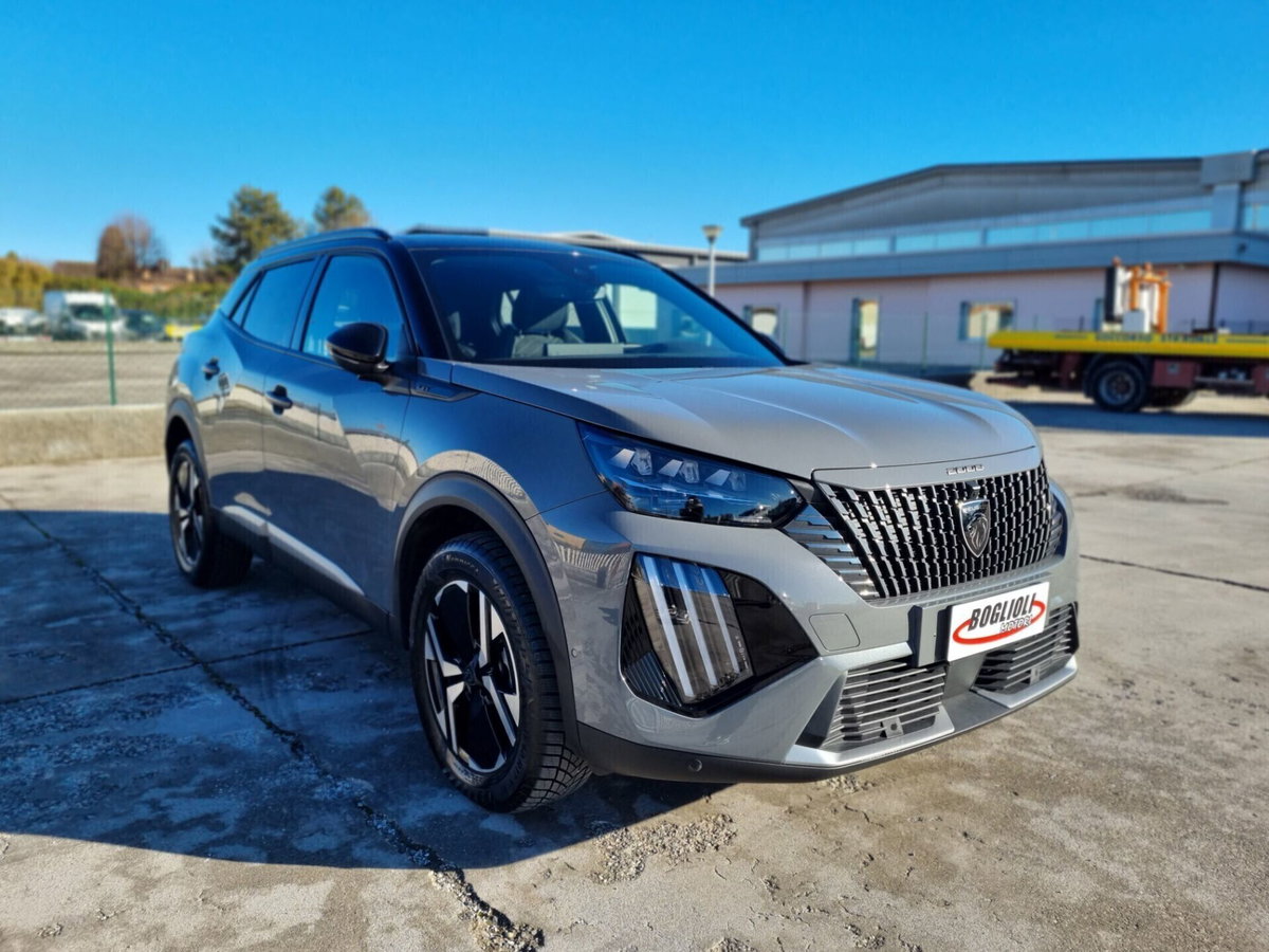 Peugeot 2008 PureTech 130 S&S EAT8 GT Pack (3)