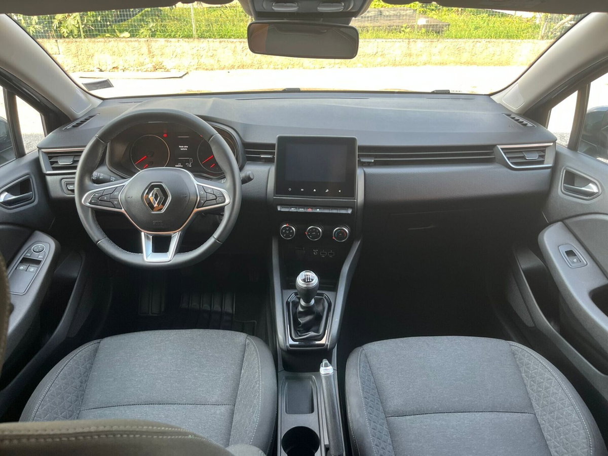 Renault Clio TCe 100 CV 5 porte Business (15)
