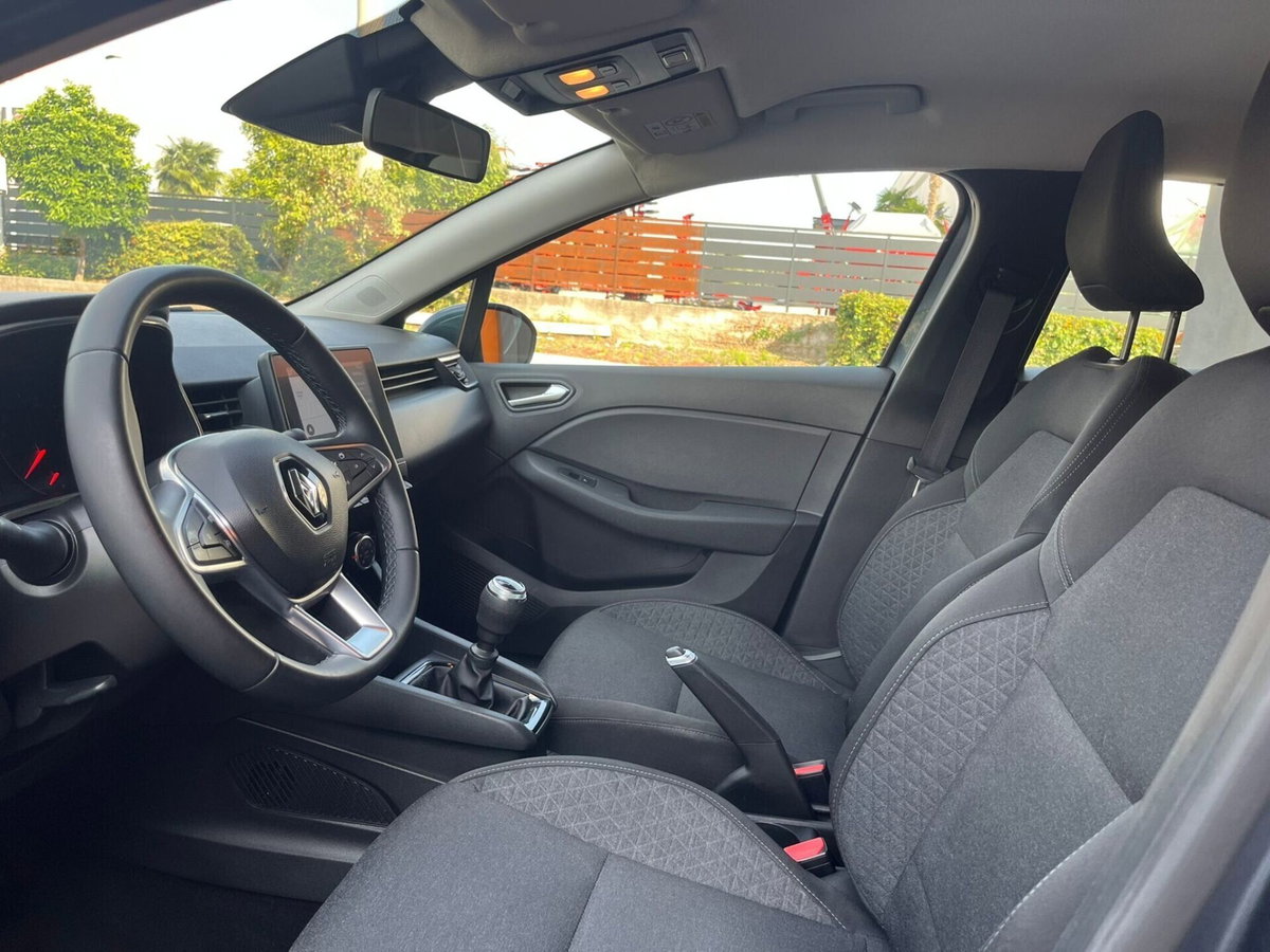 Renault Clio TCe 100 CV 5 porte Business (18)