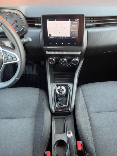 Renault Clio TCe 100 CV 5 porte Business (6)