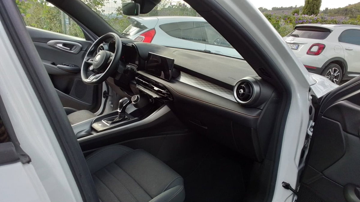 Alfa Romeo Tonale Tonale 1.6 diesel 130 CV TCT6 Ti (15)