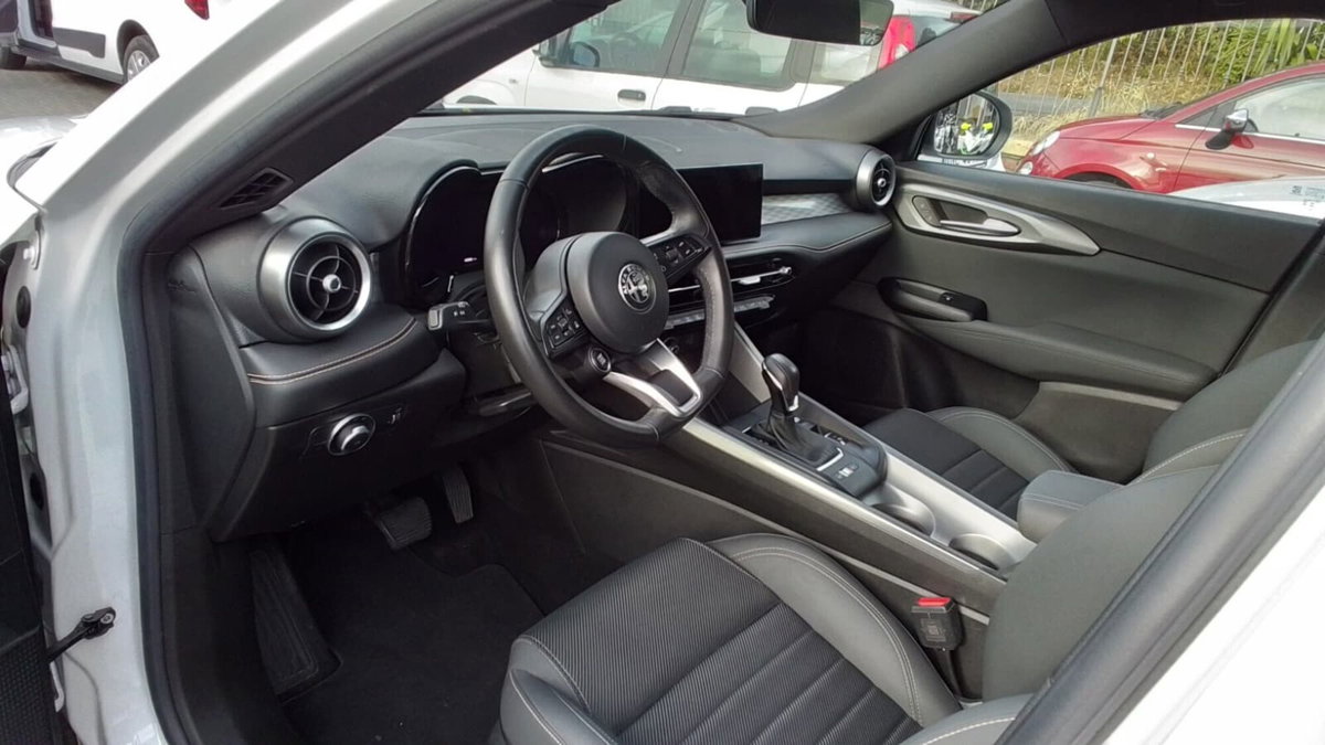 Alfa Romeo Tonale Tonale 1.6 diesel 130 CV TCT6 Ti (9)