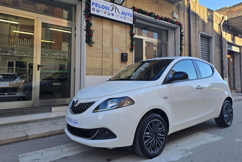 Lancia Ypsilon 1.0 FireFly 5 porte S&S Hybrid Gold Plus
