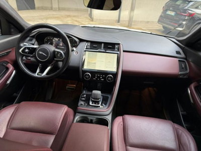 Jaguar E-Pace 2.0d i4 mhev R-Dynamic S awd 163cv auto (14)