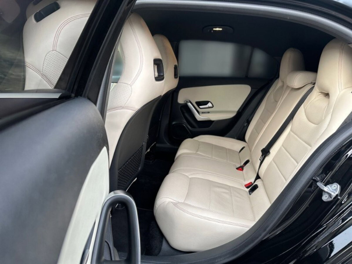 Mercedes-Benz Classe A 220 d Automatic Premium (11)