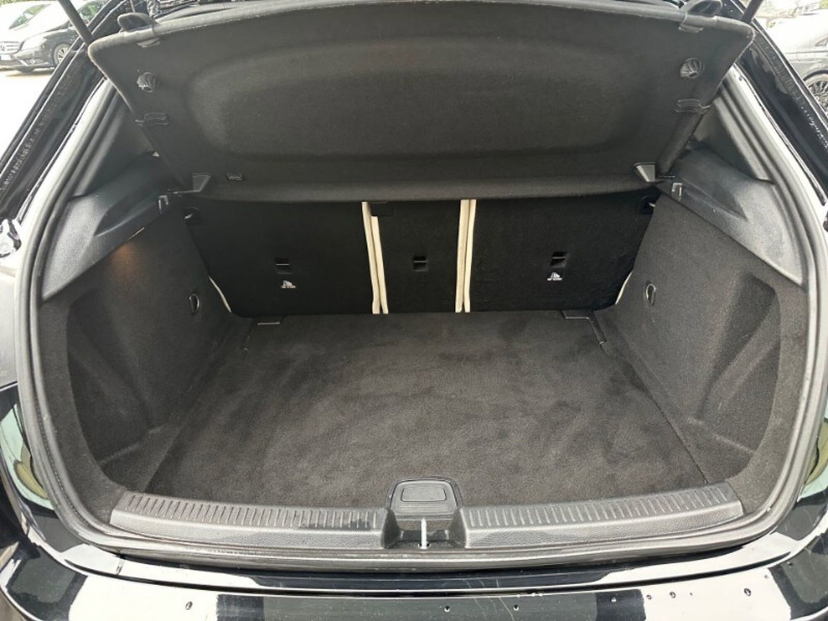 Mercedes-Benz Classe A 220 d Automatic Premium (12)