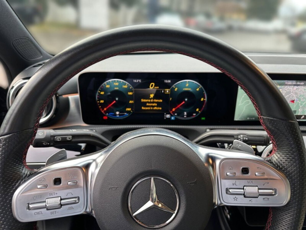 Mercedes-Benz Classe A 220 d Automatic Premium (8)