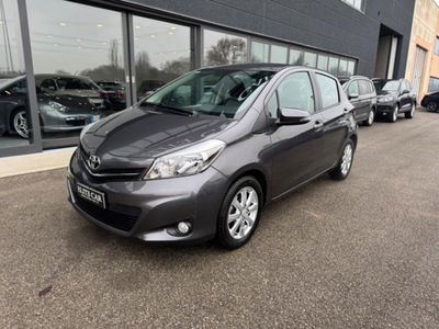 Toyota Yaris 1.0 5 porte Lounge usata