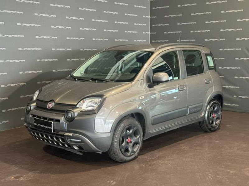 Fiat Panda Cross 1.0 firefly hybrid Cross s&s 70cv 5p.ti