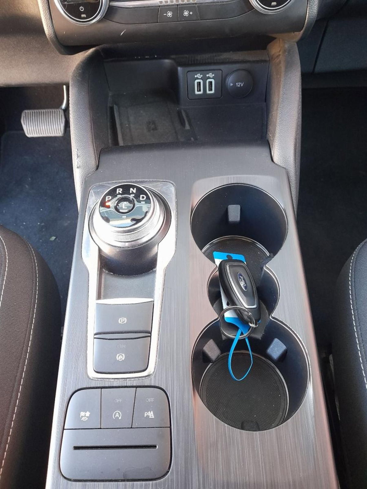 Ford Kuga 1.5 TDCI 120 CV S&S 2WD Plus (11)