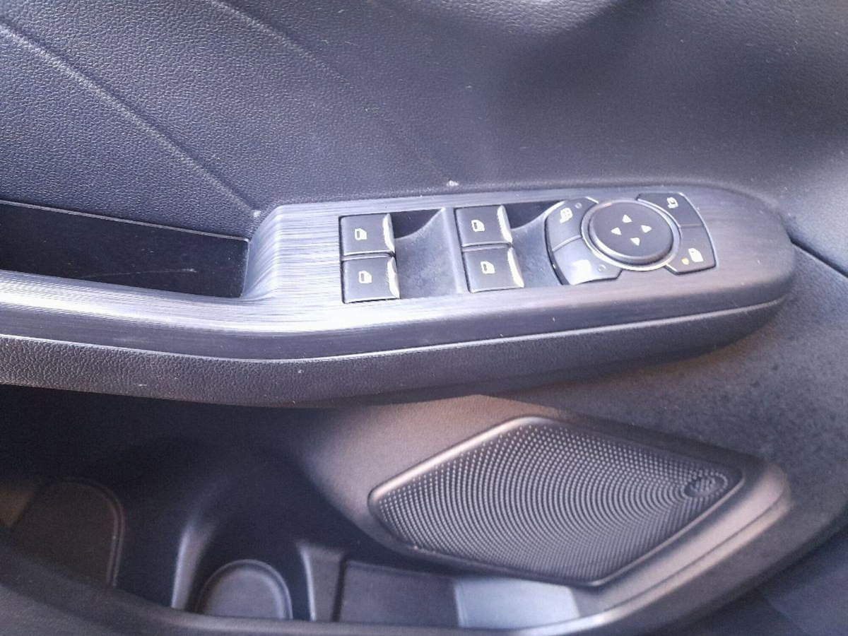 Ford Kuga 1.5 TDCI 120 CV S&S 2WD Plus (14)