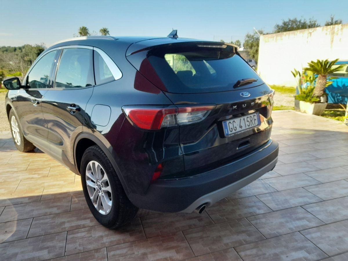 Ford Kuga 1.5 TDCI 120 CV S&S 2WD Plus (5)
