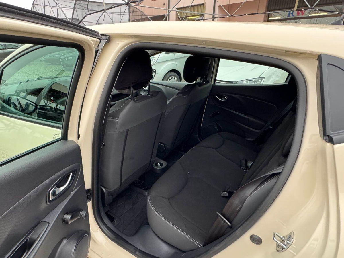 Renault Clio TCe 12V 90 CV GPL 5 porte Duel2 (10)