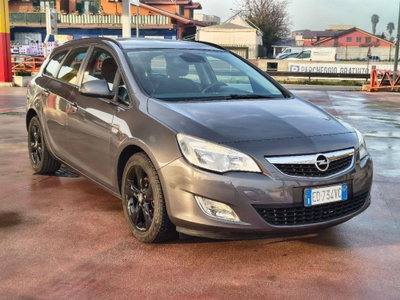 Opel Astra Station Wagon 1.7 CDTI 110CV Station Wagon Cosmo (3)
