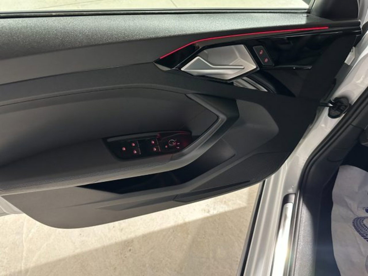 Audi A1 Sportback 30 TFSI S tronic Identity Black (9)