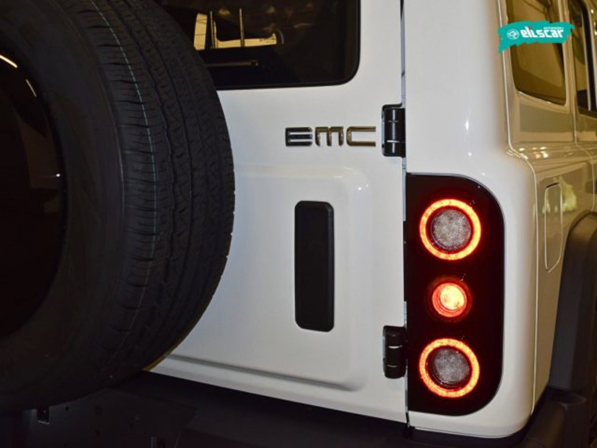 Emc 212 212 2.0 tgdi Adventurer 4wd 8at (9)