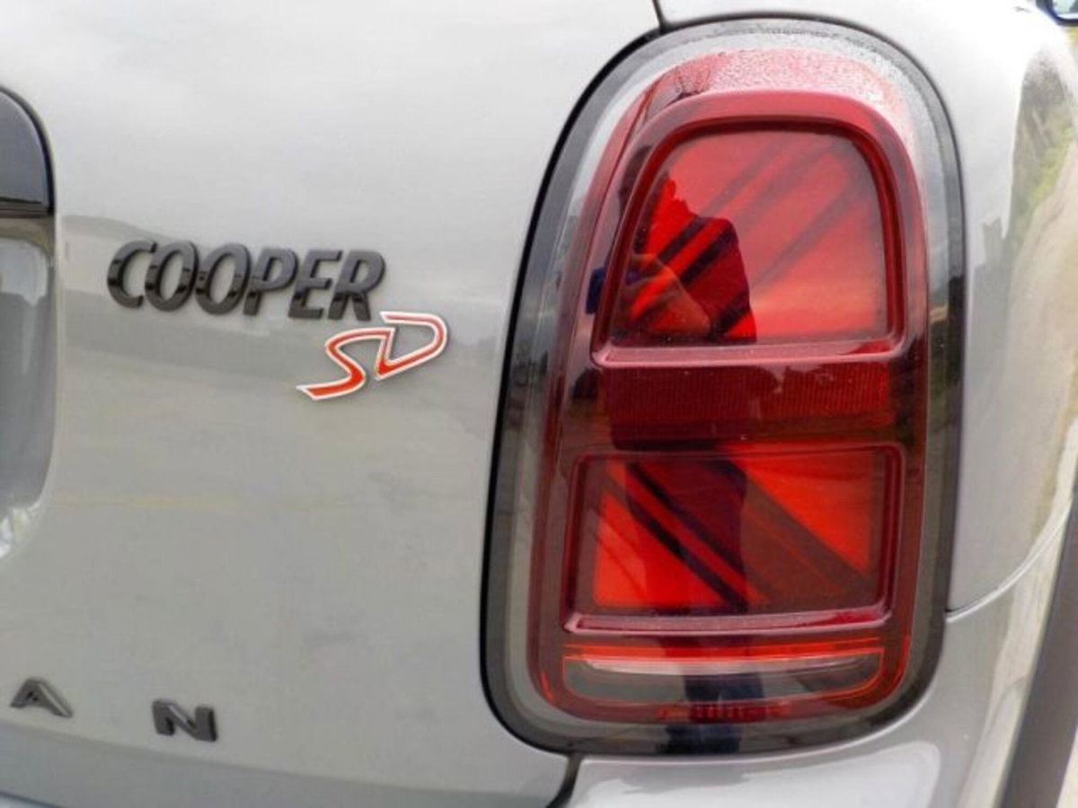 MINI Mini Countryman 2.0 Cooper SD Yours Countryman ALL4 (13)