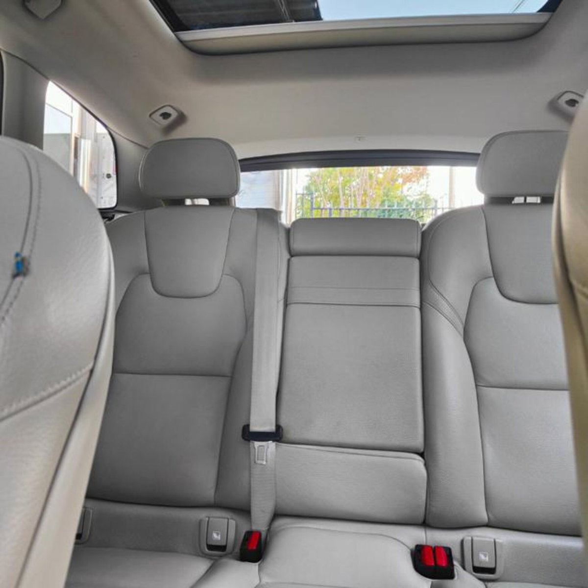Volvo XC60 D4 AWD Geartronic Inscription (11)