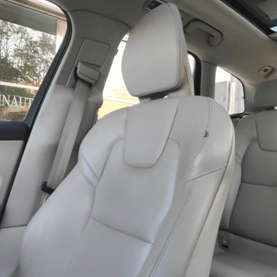 Volvo XC60 D4 AWD Geartronic Inscription (13)