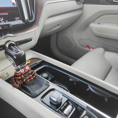 Volvo XC60 D4 AWD Geartronic Inscription (8)