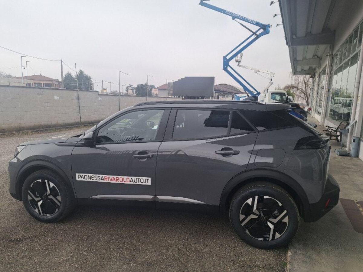 Peugeot 2008 1.2 puretech Active s&s 100cv (2)