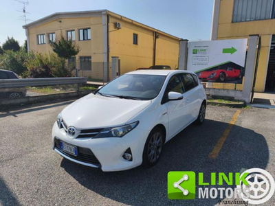 Toyota Auris 1.8 Hybrid Lounge usata