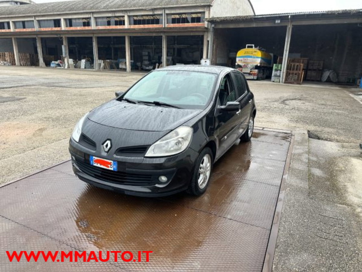 Renault Clio 1.5 dCi 85CV 5 porte Dynamique (3)