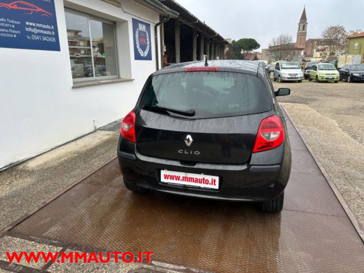 Renault Clio 1.5 dCi 85CV 5 porte Dynamique (5)