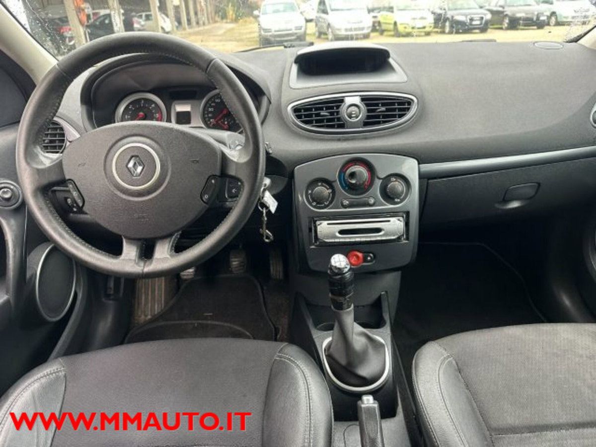 Renault Clio 1.5 dCi 85CV 5 porte Dynamique (8)