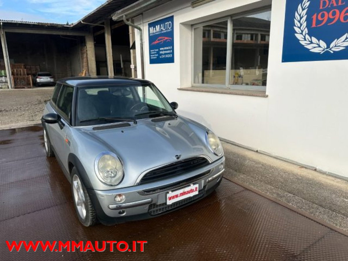 MINI Mini 1.4 tdi One D (2)