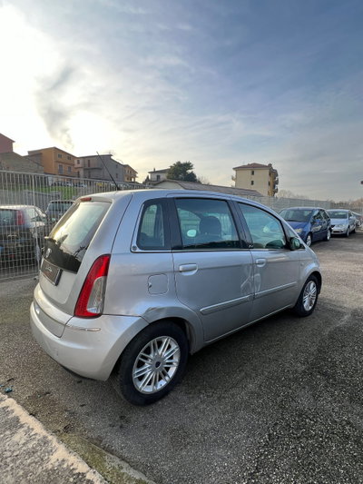 Lancia Musa 1.3 Mjt 16V 95 CV DPF Poltrona Frau (4)