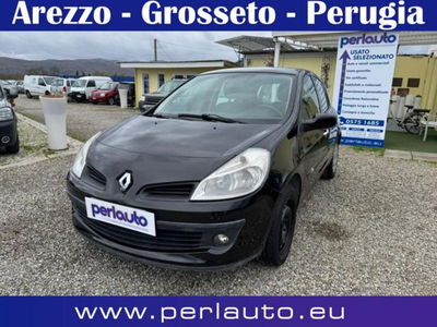 Renault Clio 1.2 16V 5 porte Le Iene usata