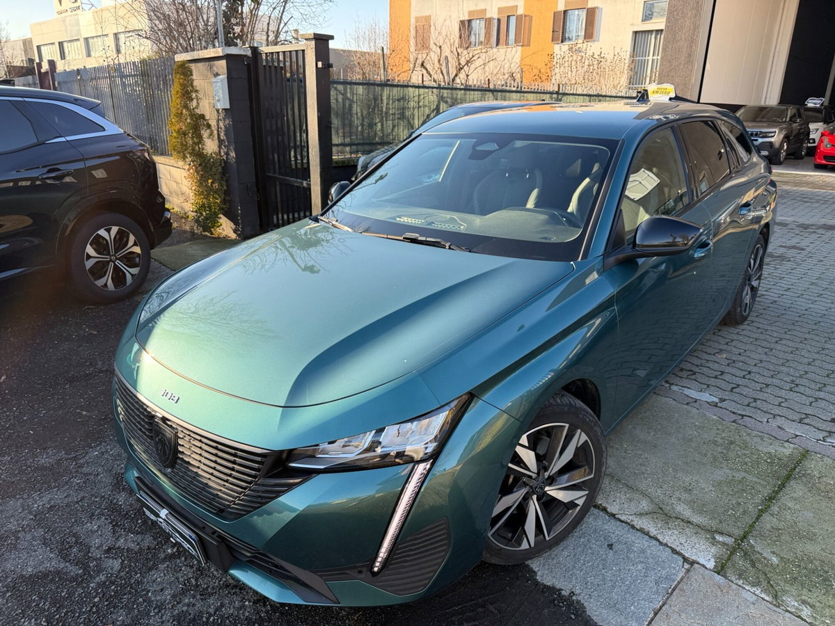 Peugeot 308 SW BlueHDi 130 S&S EAT8 Allure Pack (3)