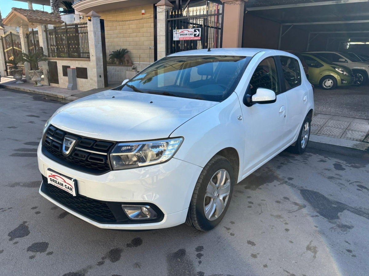 Dacia Sandero 1.0 SCe 12V 75CV Lauréate (6)