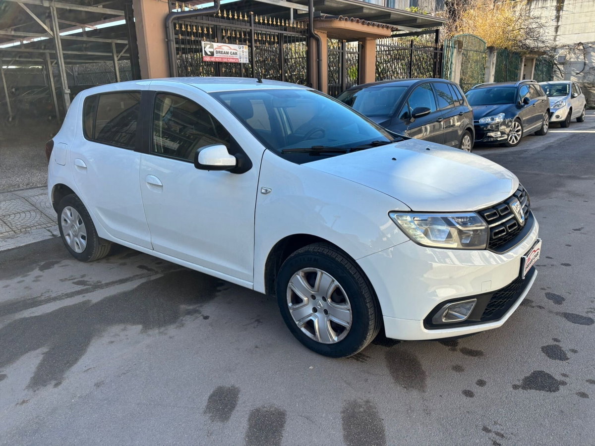 Dacia Sandero 1.0 SCe 12V 75CV Lauréate (8)