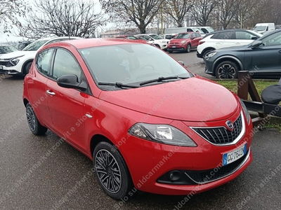 Lancia Ypsilon 1.0 FireFly 5 porte S&S Hybrid Ecochic Gold usata