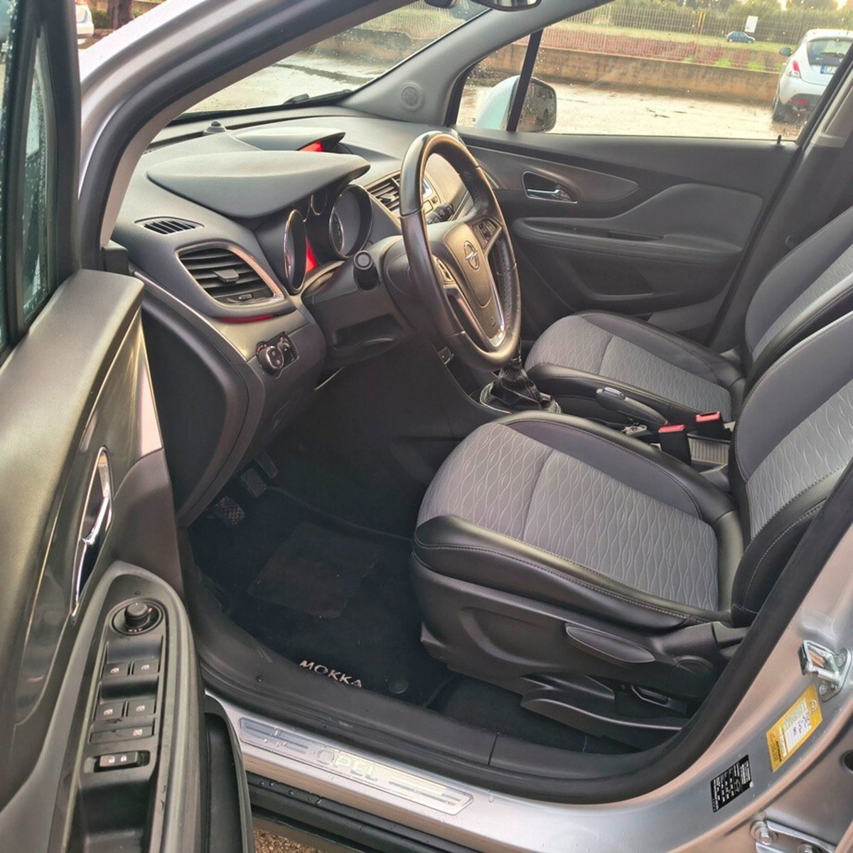 Opel Mokka 1.4 Turbo GPL Tech 140CV 4x2 Cosmo b-Color (5)