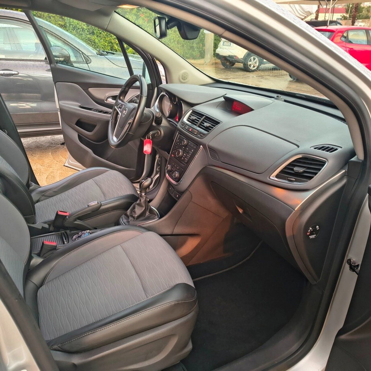 Opel Mokka 1.4 Turbo GPL Tech 140CV 4x2 Cosmo b-Color (9)