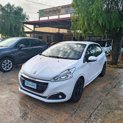Peugeot 208 HDi 68 CV 5 porte Active usata