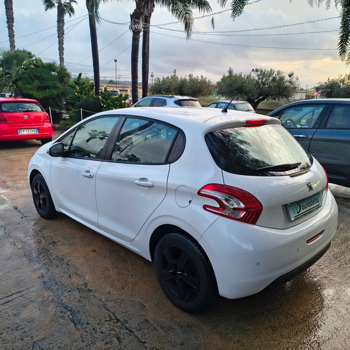 Peugeot 208 HDi 68 CV 5 porte Active (2)