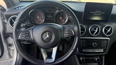 Mercedes-Benz Classe A 180 d Automatic Sport (17)