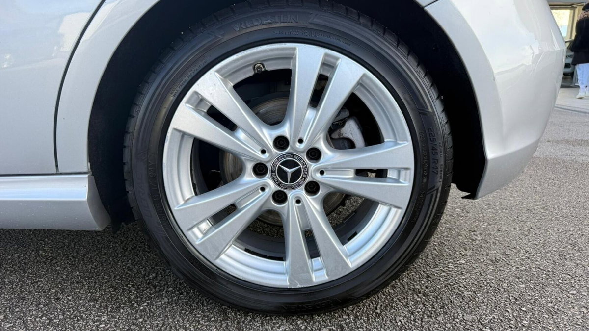 Mercedes-Benz Classe A 180 d Automatic Sport (7)