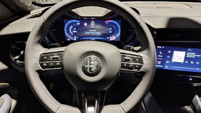 Alfa Romeo Junior 1.2 ibrida 145cv edct6 (15)