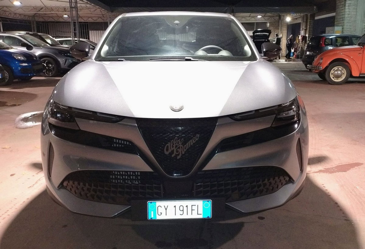 Alfa Romeo Junior 1.2 ibrida 145cv edct6 (3)