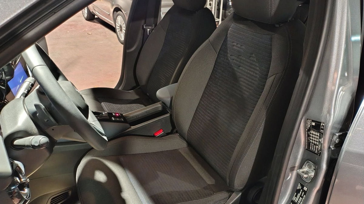 Alfa Romeo Junior 1.2 ibrida 145cv edct6 (7)