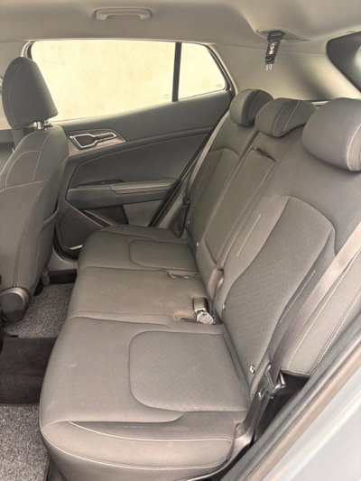 Kia Sportage 1.6 CRDI 136 CV 2WD Mild Hybrid Business Class (11)