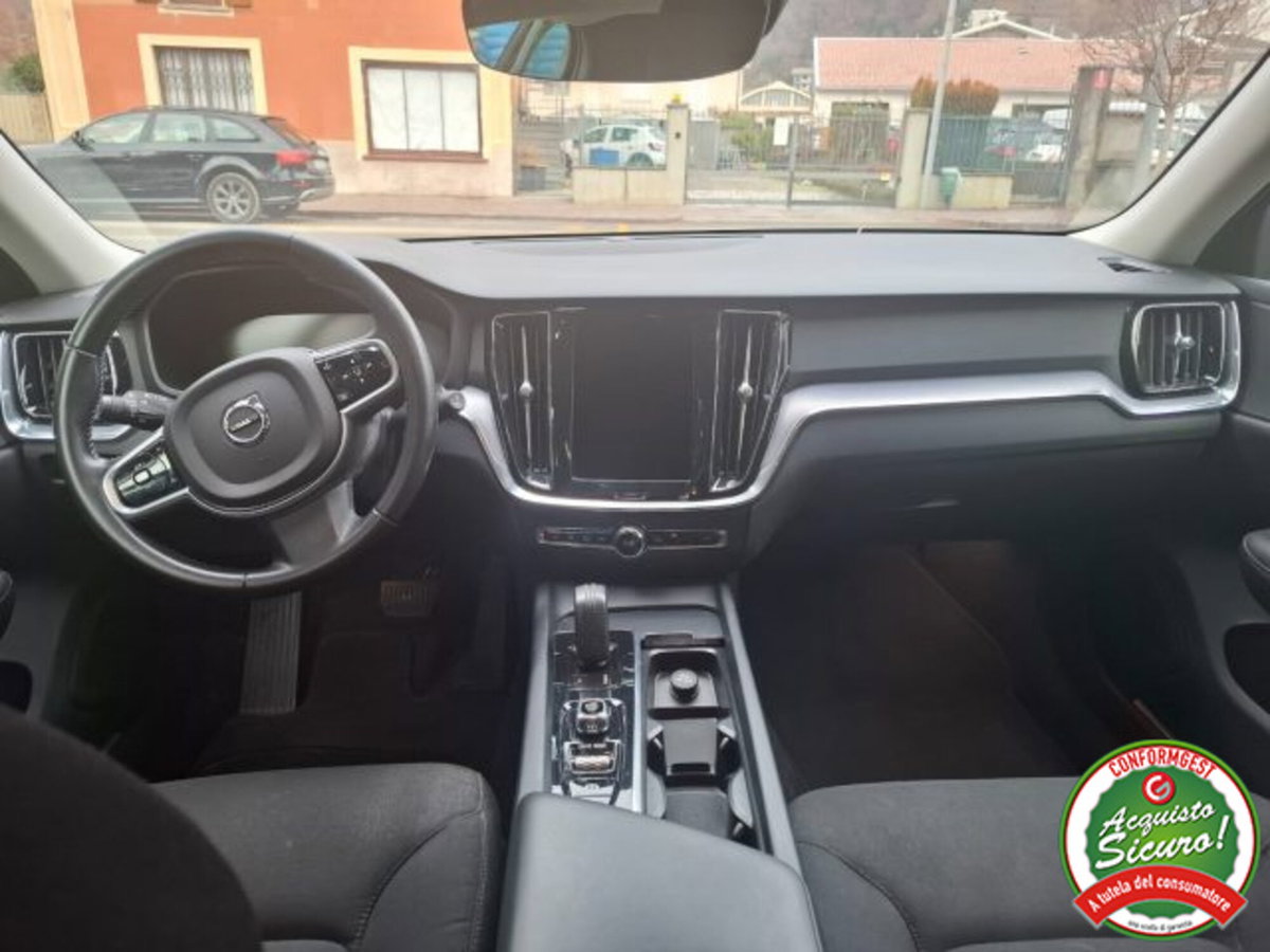 Volvo V60 Cross Country B4 (d) AWD Geartronic Business Pro Line (11)