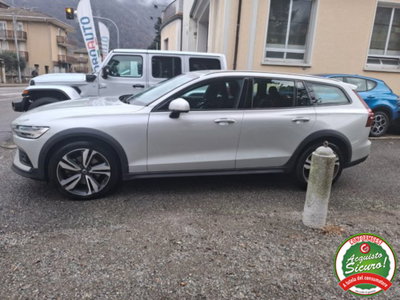 Volvo V60 Cross Country B4 (d) AWD Geartronic Business Pro Line (4)