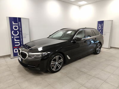BMW Serie 5 Touring 520d 48V xDrive  Msport usata