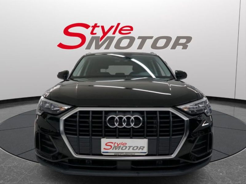 Audi Q3 45 TFSI e S tronic Business